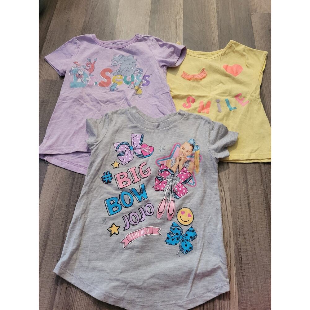 Girls graphic tee bundle Size 3T
